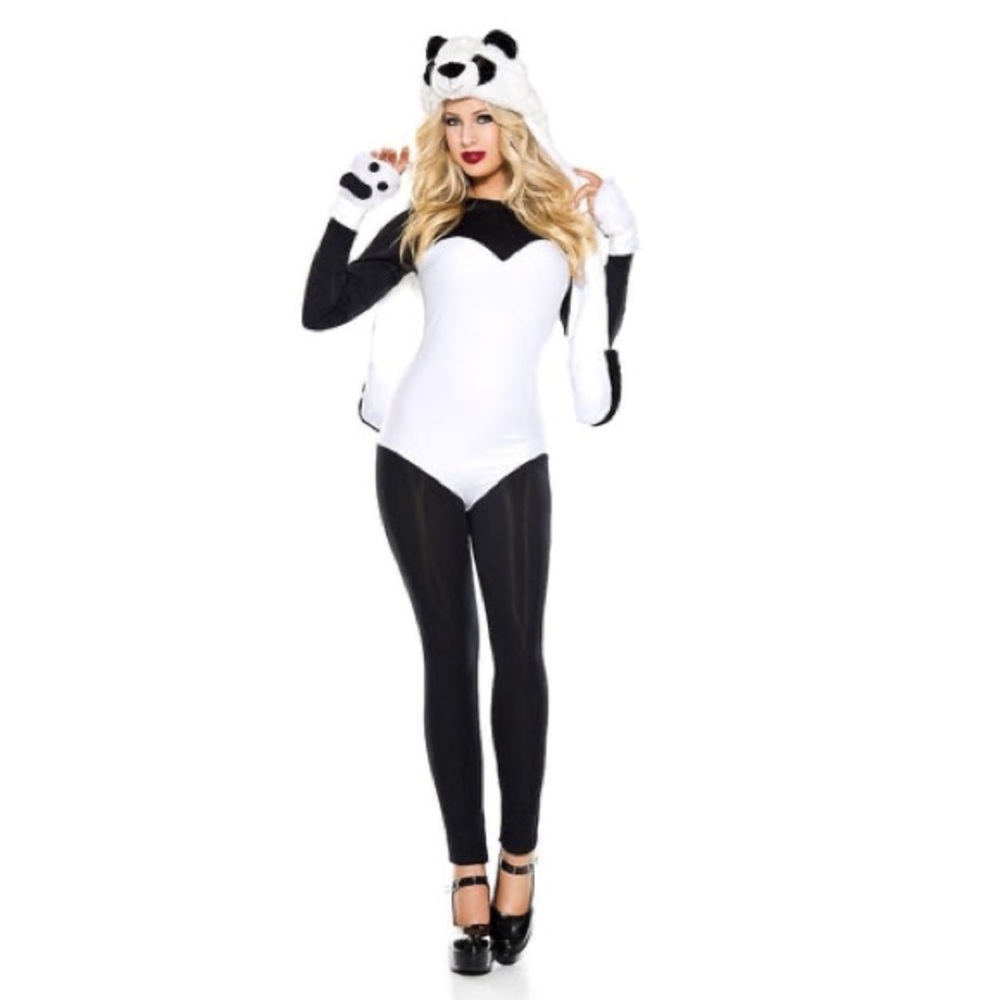 Cuddly panda costume